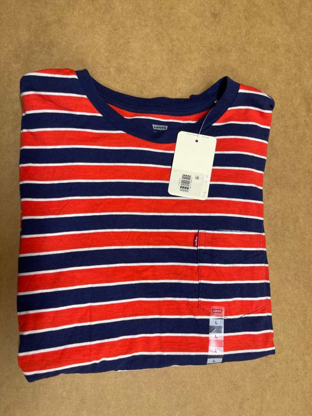 Levi's Men Standard Fit Pocket T-Shirt 19342-0473 GREEN Size Large NWT